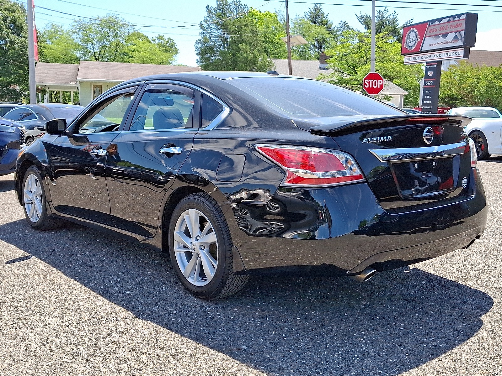 2015 Nissan Altima 2.5 SL Image 8 of 32