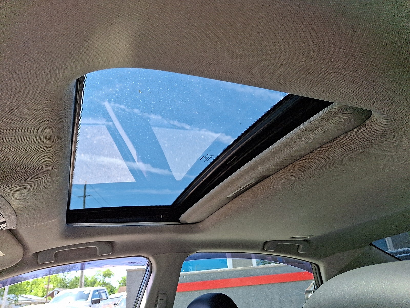 2015 Nissan Altima 2.5 SL Image 15 of 32