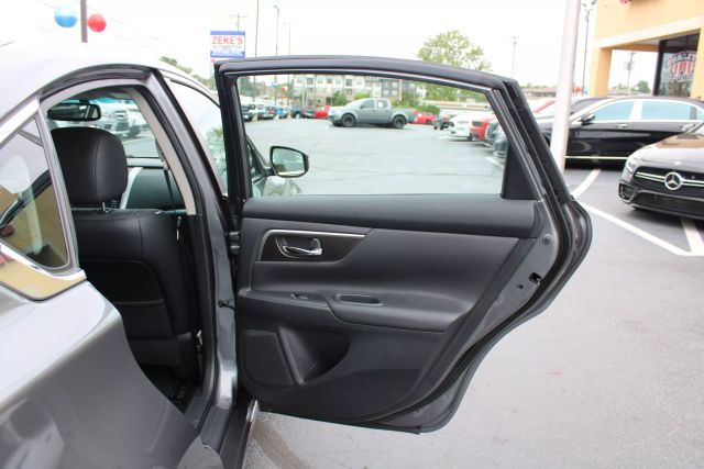2015 Nissan Altima 2.5 SL Image 29 of 41