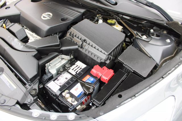 2015 Nissan Altima 2.5 SL Image 37 of 41