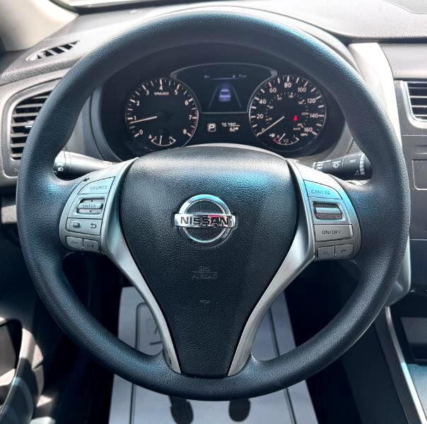 2015 Nissan Altima 2.5 S Image 15 of 19