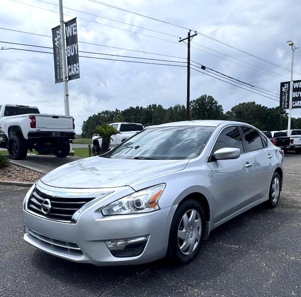 2015 Nissan Altima 2.5 S Image 1 of 19