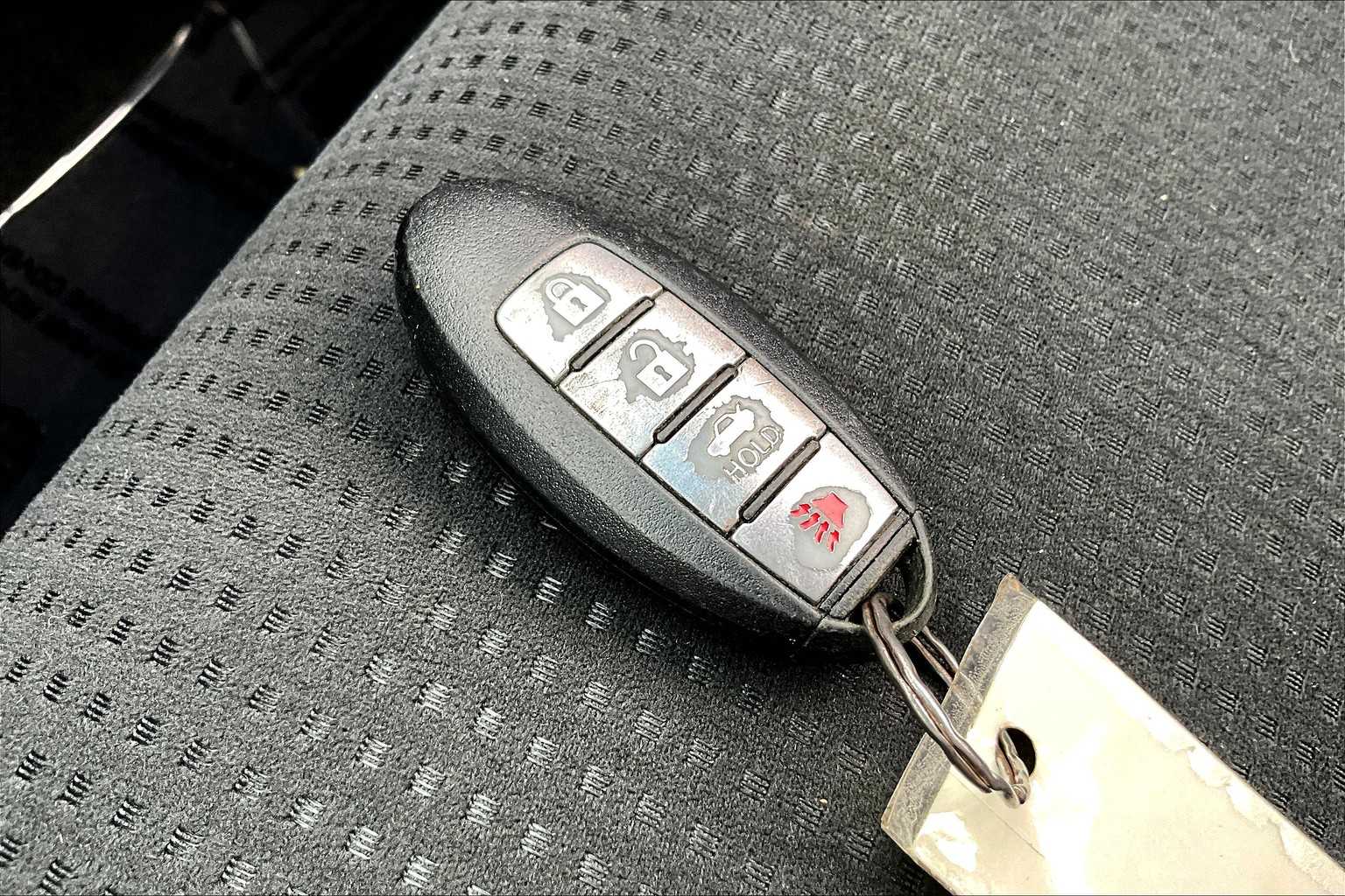 2015 Nissan Altima 2.5 SV Image 23 of 34