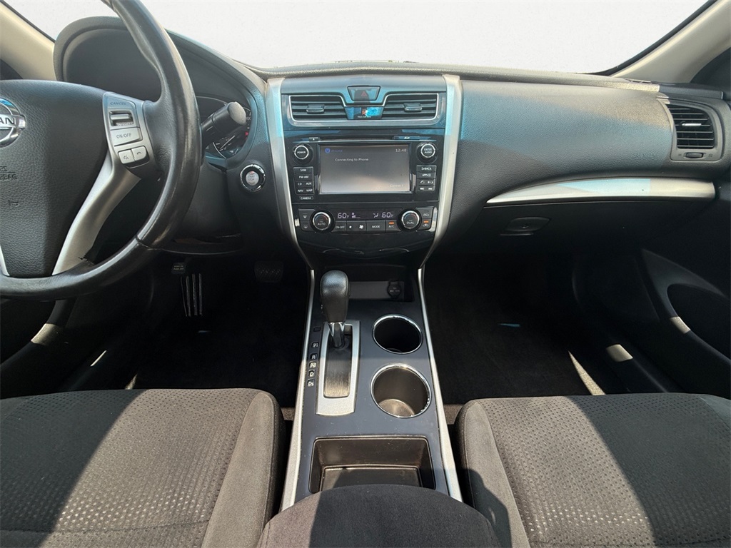 2015 Nissan Altima 2.5 SV Image 15 of 22