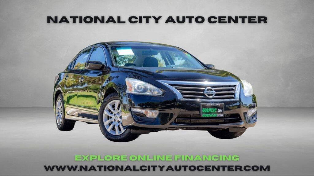 2015 Nissan Altima 2.5 S Image 5 of 30