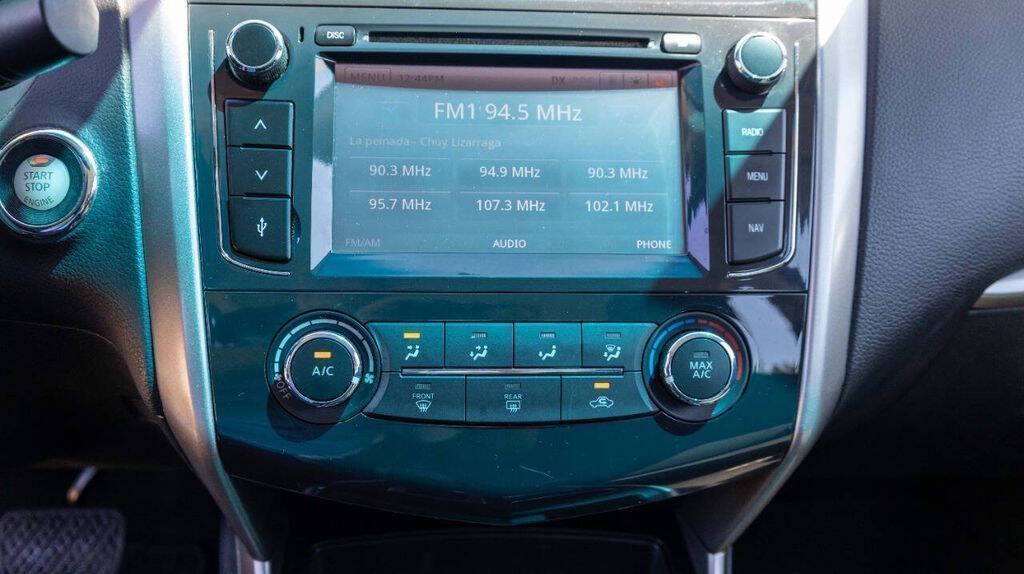 2015 Nissan Altima 2.5 S Image 23 of 30