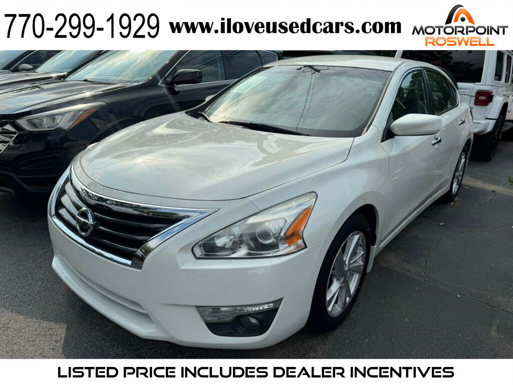 2015 Nissan Altima 2.5 SV Image 1 of 5