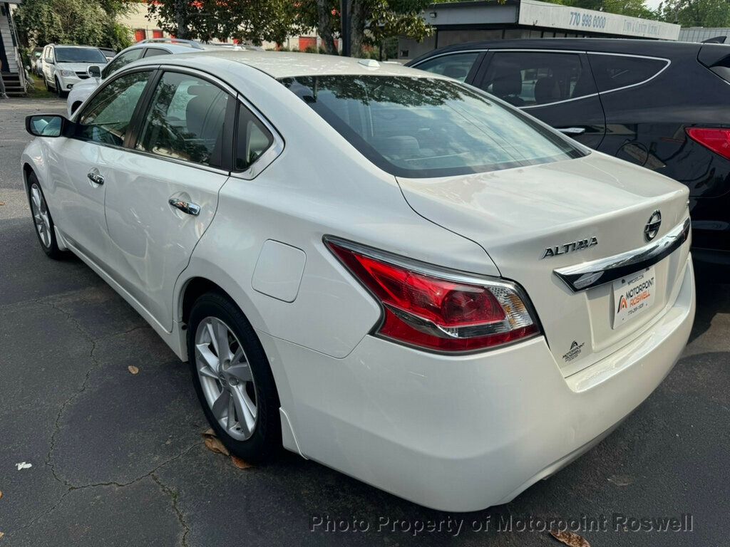 2015 Nissan Altima 2.5 SV Image 3 of 5