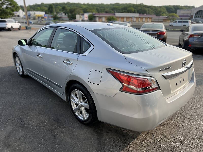 2015 Nissan Altima 2.5 SL Image 7 of 27