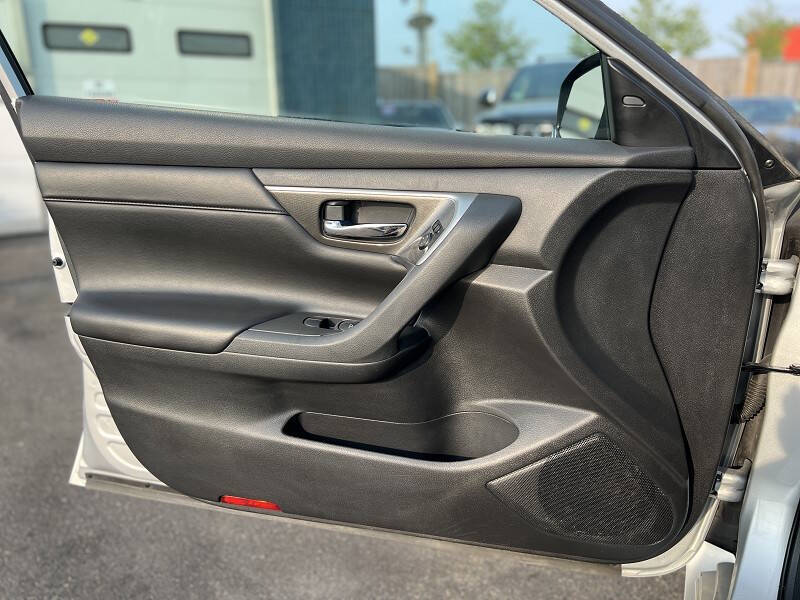 2015 Nissan Altima 2.5 SL Image 27 of 27