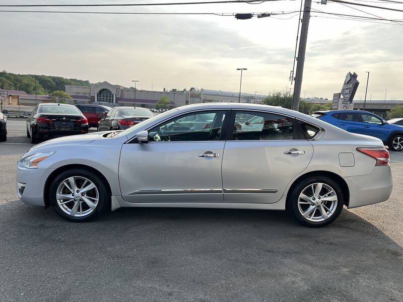 2015 Nissan Altima 2.5 SL Image 8 of 27