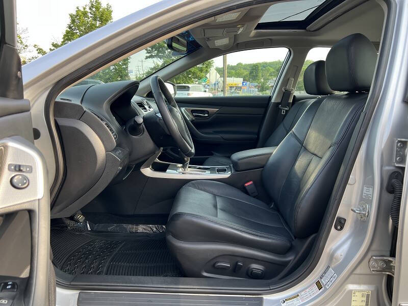 2015 Nissan Altima 2.5 SL Image 17 of 27