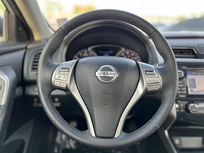 2015 Nissan Altima 2.5 SL Image 21 of 27