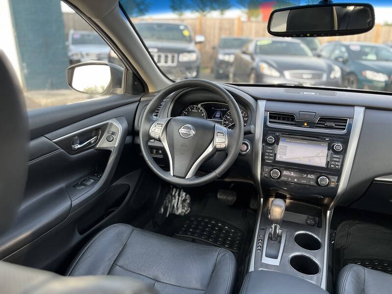 2015 Nissan Altima 2.5 SL Image 20 of 27