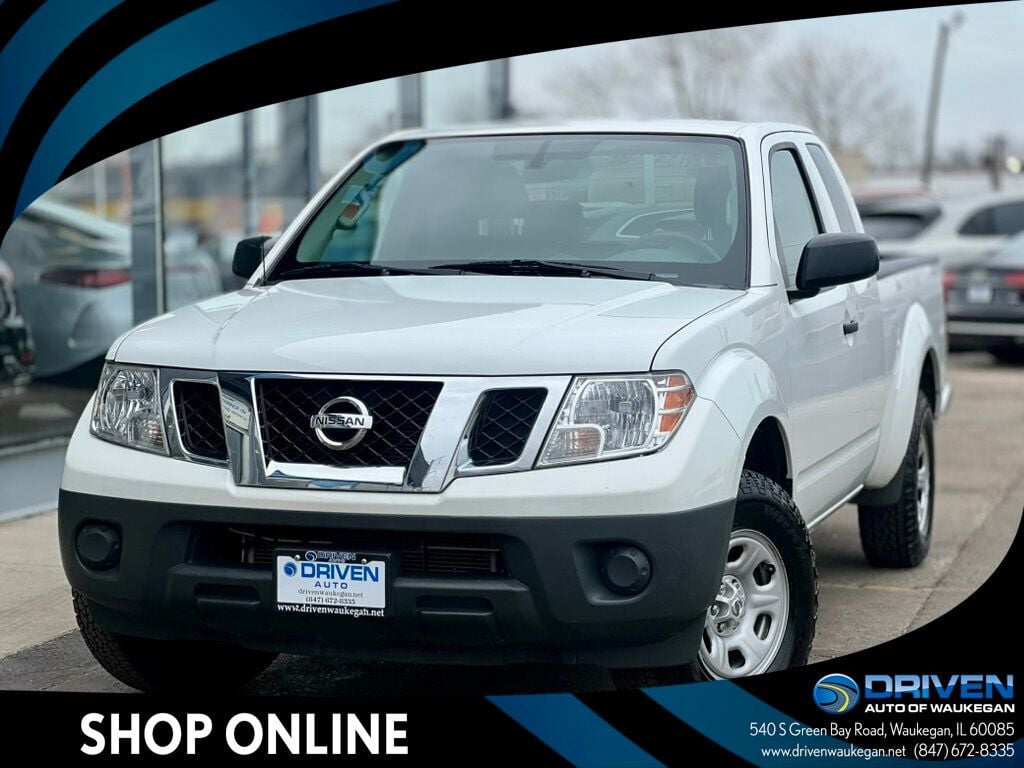 2015 Nissan Frontier S Image 2 of 35