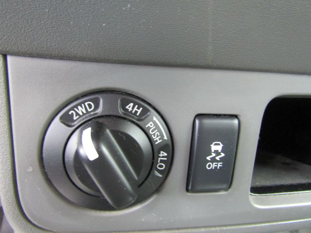 2015 Nissan Frontier SV Image 21 of 25