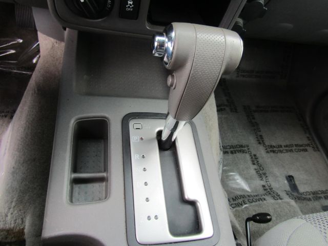 2015 Nissan Frontier SV Image 19 of 25