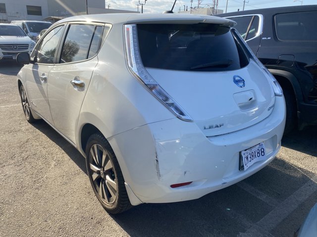 Vehicle image 5 of 18