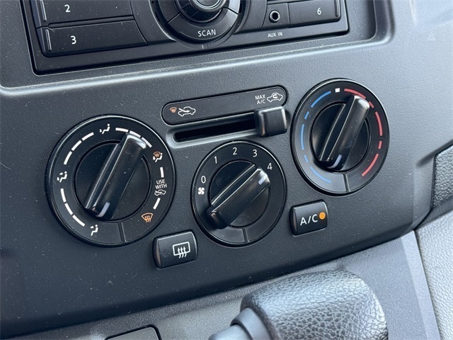 Vehicle image 34 of 34