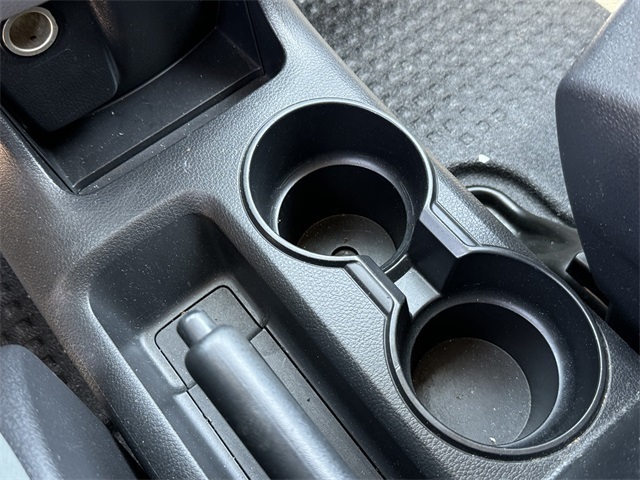 Vehicle image 30 of 34