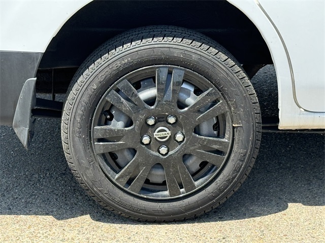 Vehicle image 7 of 34