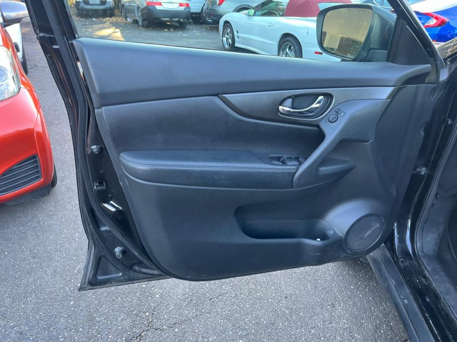 Vehicle image 14 of 27