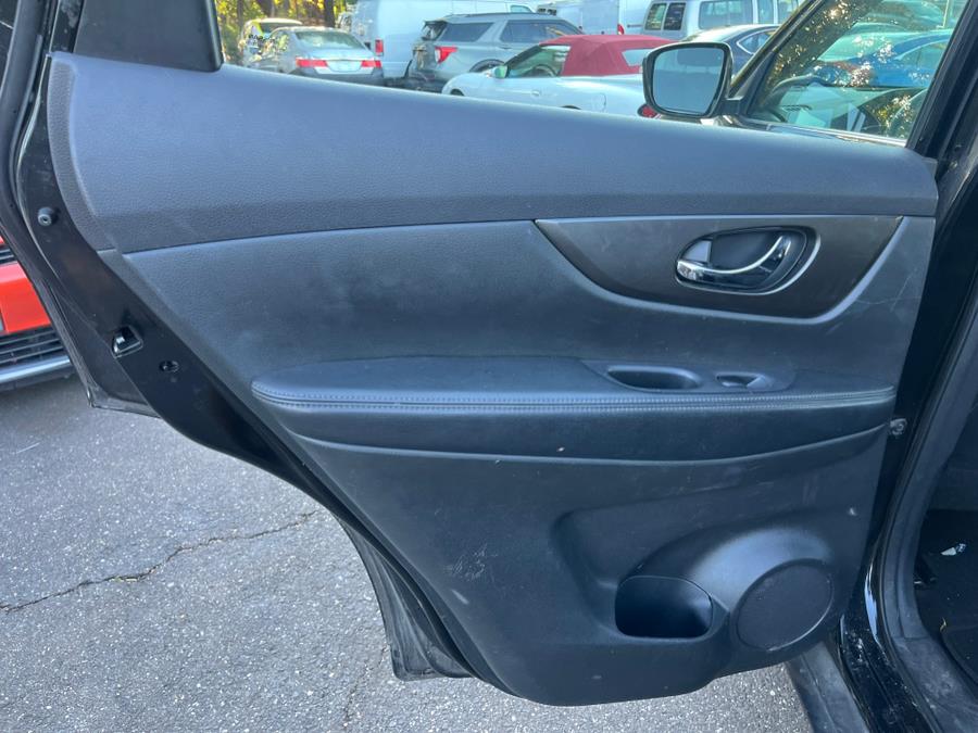 Vehicle image 15 of 27