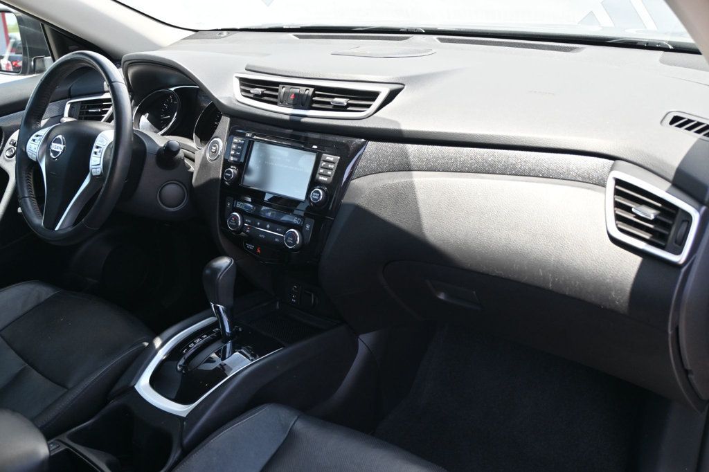 Vehicle image 8 of 19