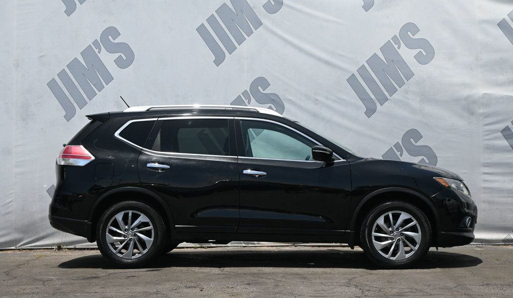 Vehicle image 4 of 19