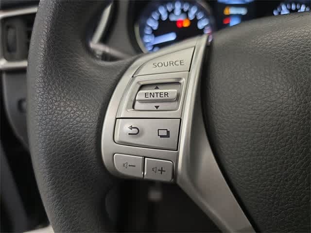 Vehicle image 24 of 48