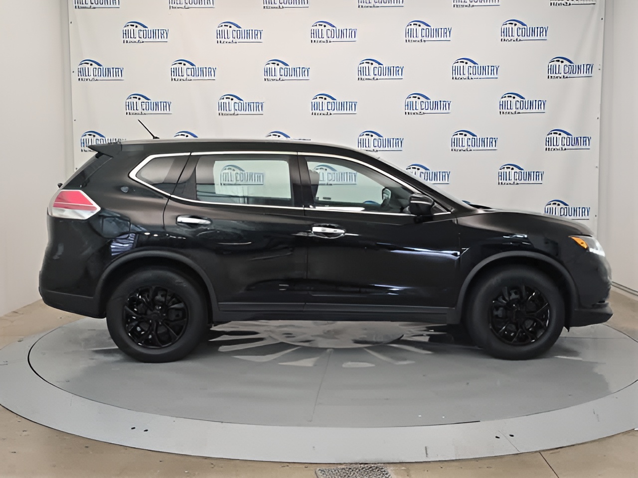 Vehicle image 44 of 48