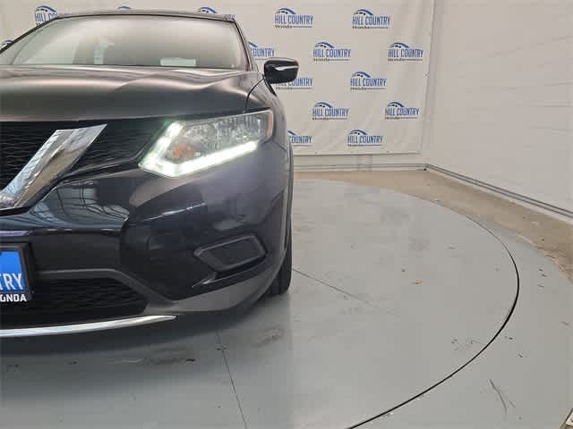 Vehicle image 3 of 48
