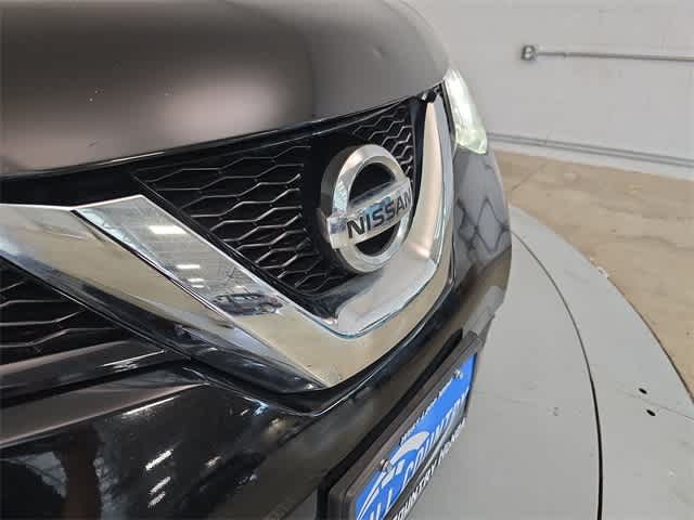 Vehicle image 12 of 48
