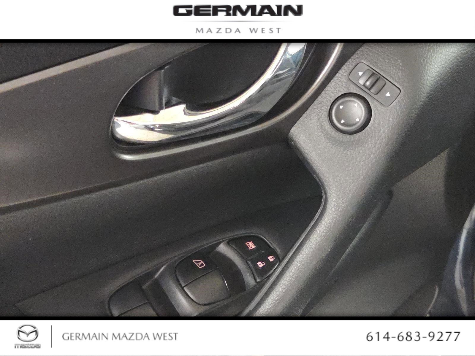 Vehicle image 14 of 30