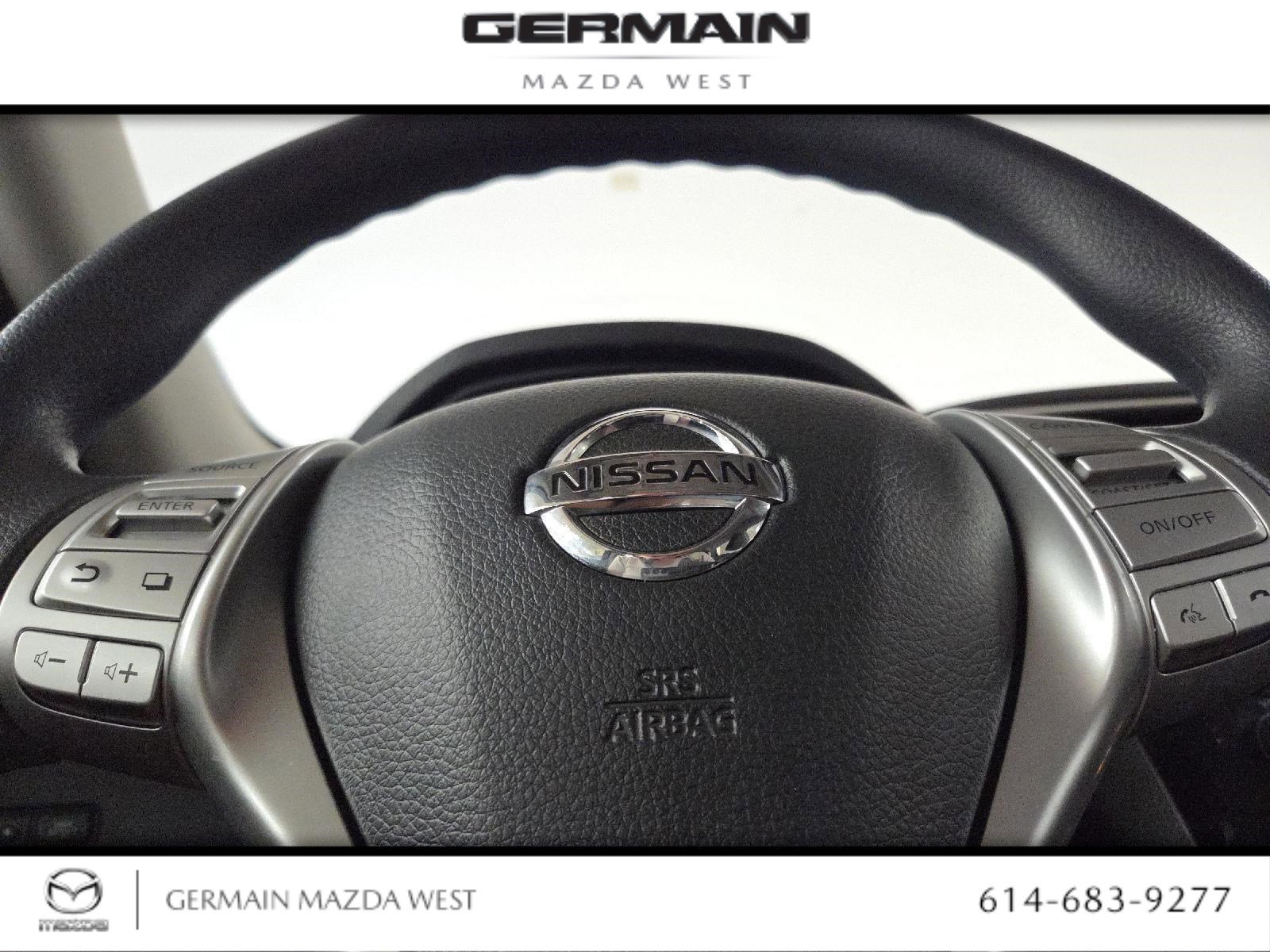 Vehicle image 23 of 30