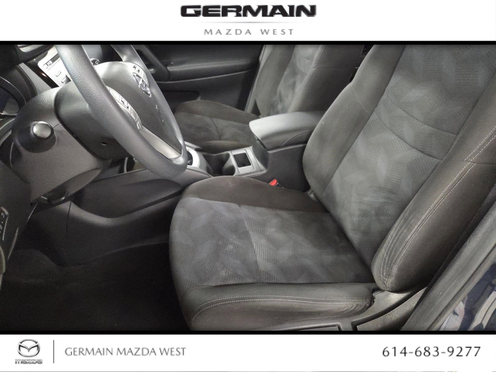 Vehicle image 21 of 30