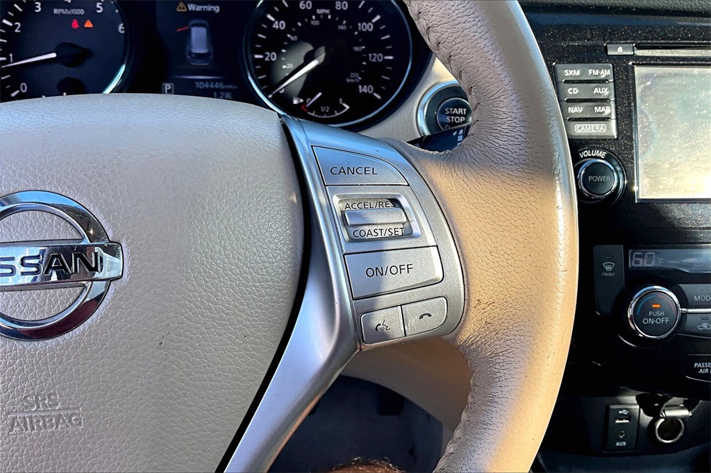 Vehicle image 19 of 33