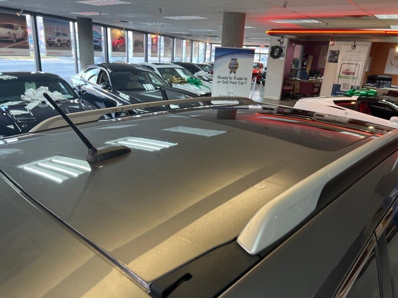 Vehicle image 44 of 44