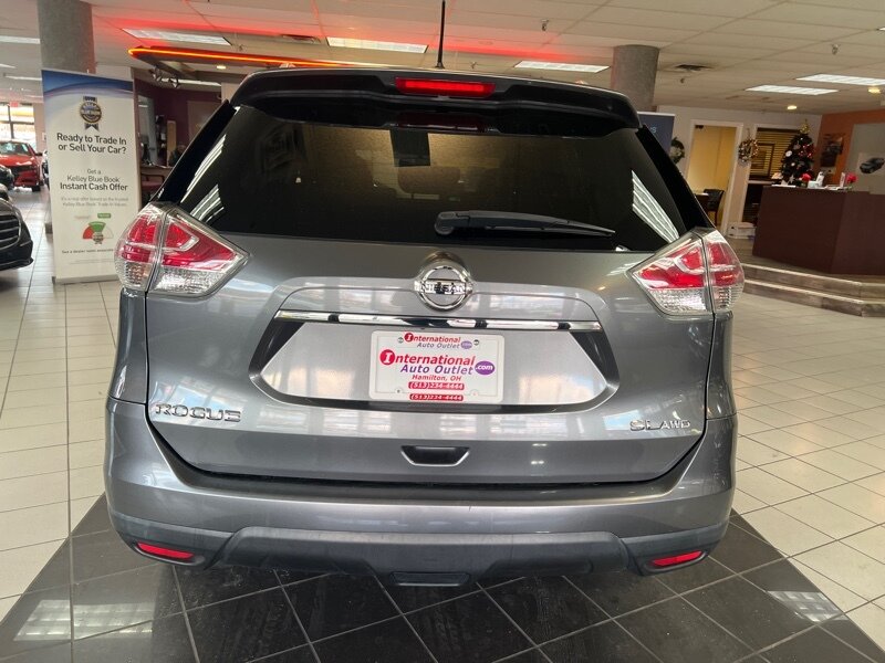 Vehicle image 8 of 44