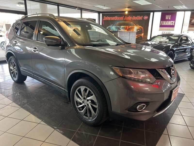 Vehicle image 2 of 44