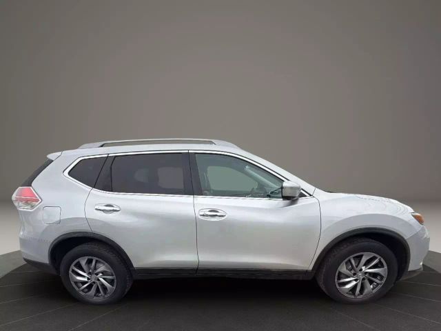 Vehicle image 4 of 32