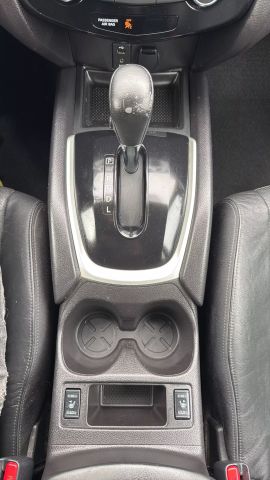 Vehicle image 20 of 32