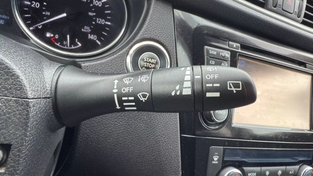 Vehicle image 13 of 32