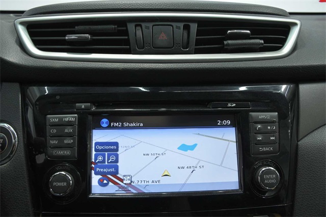 Vehicle image 10 of 11