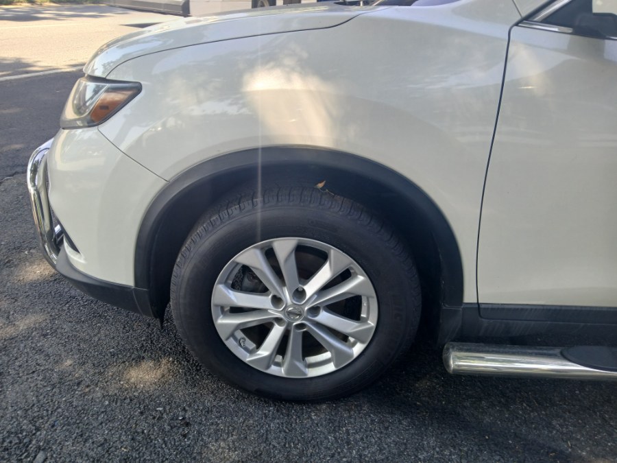 Vehicle image 7 of 29