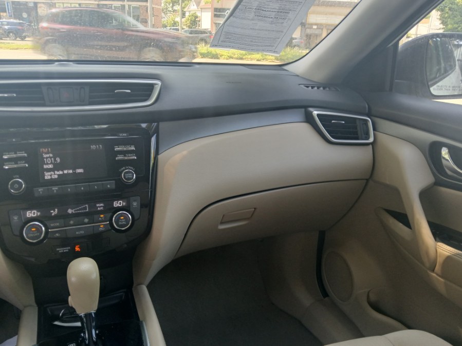 Vehicle image 19 of 29