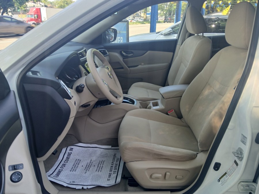Vehicle image 9 of 29