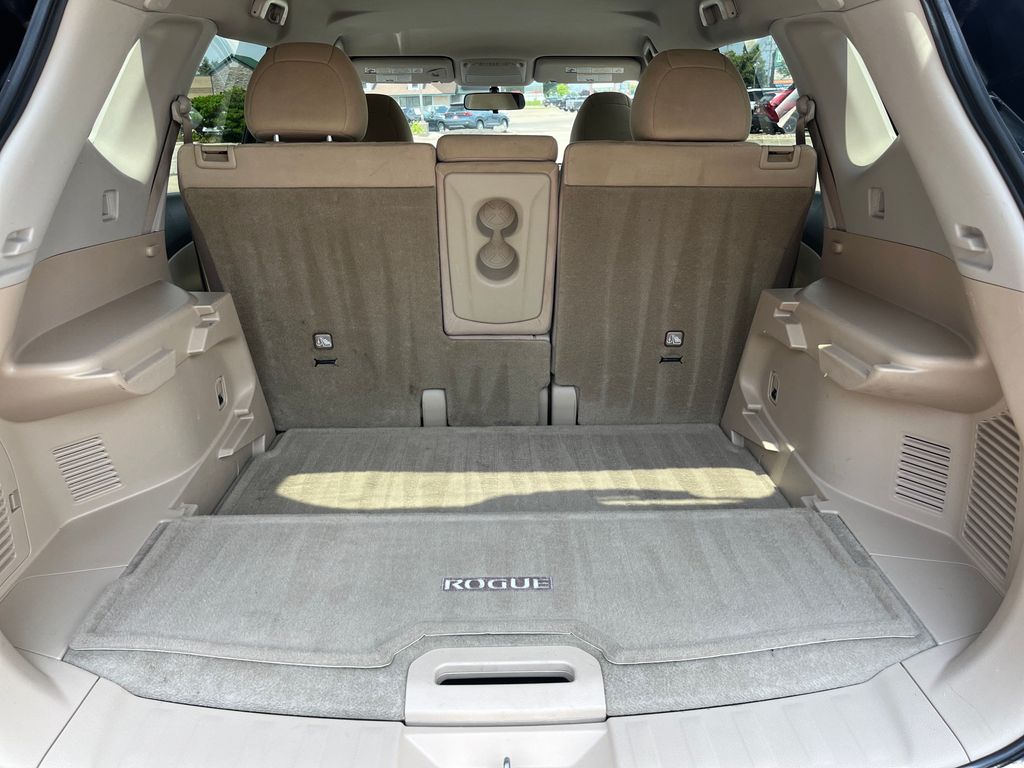 Vehicle image 11 of 31