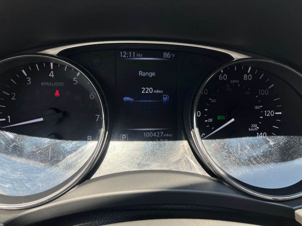 Vehicle image 18 of 31