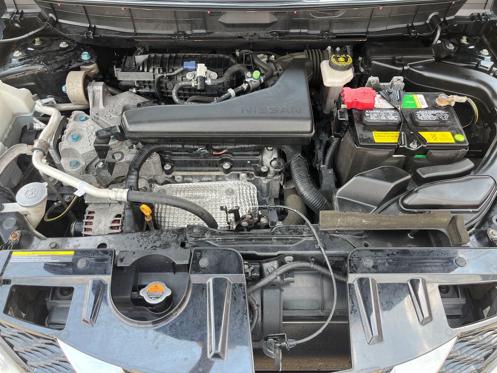 Vehicle image 9 of 31